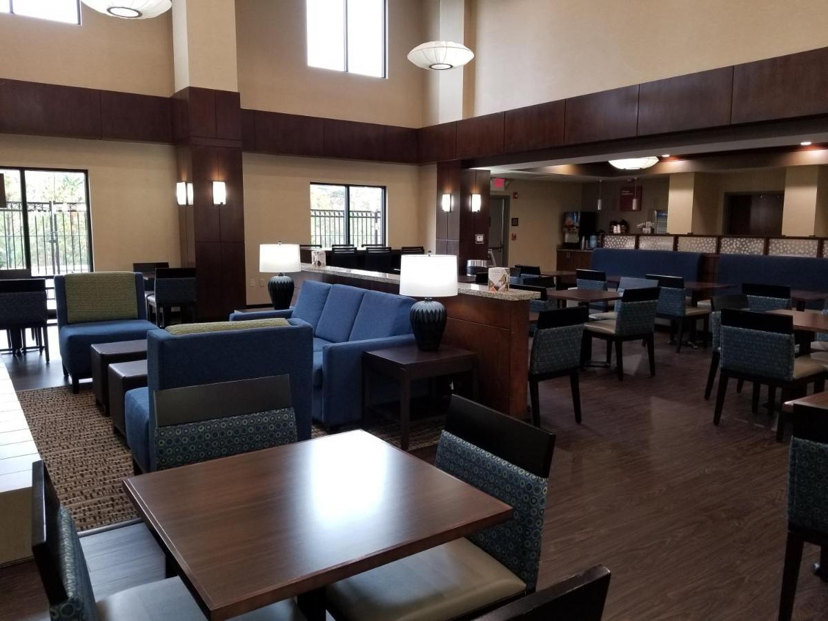 Comfort Suites Little Rock West Luaran gambar